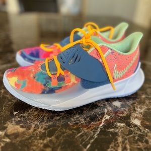 NIKE KYRIE LOW 3 “HARMONY” ATOMIC PINK/STONE BLUE Size 9